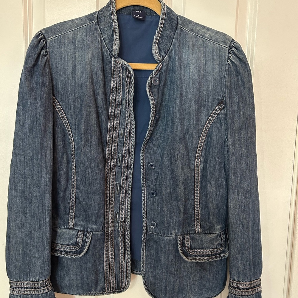 Vintage Gap Denim Peplum Style Jean Blazer
Coat Jacket Size 8